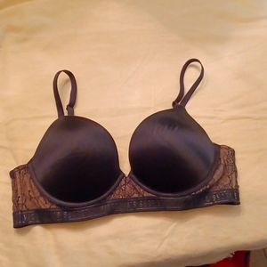 VICTORIA SECRET VERY SEXY PUSH UP BRA  34B